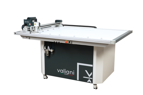 Valiani INVICTA V 80 - 82x63cm (32x24") 
